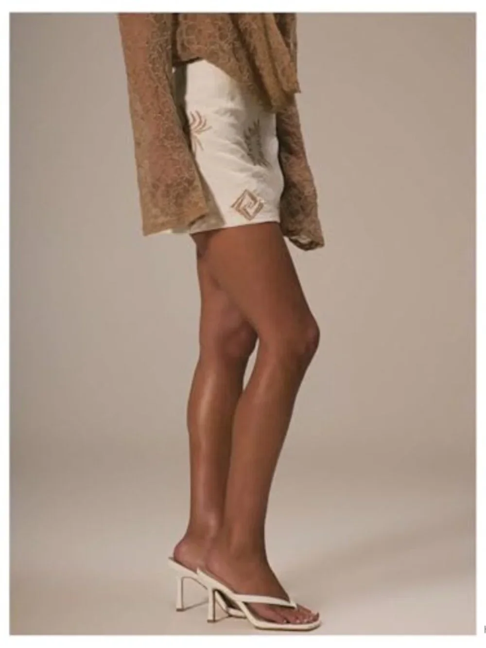 Embroidered Low Rise Bodycon Mini Skirt with Zipper